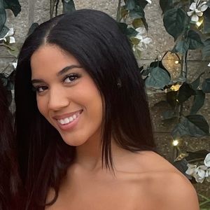 Meet your Posher, Nalia